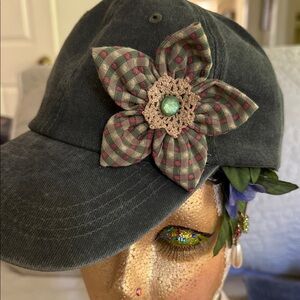 Hat Grey Trucker Baseball Cotton OS Removable Handmade Plaid Fabric Flower Pin